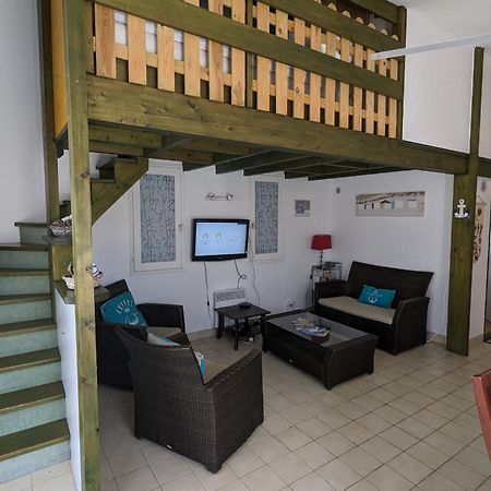 Spacious Nest With Terrace Near The Beach Saint-Hilaire-de-Talmont Bagian luar foto